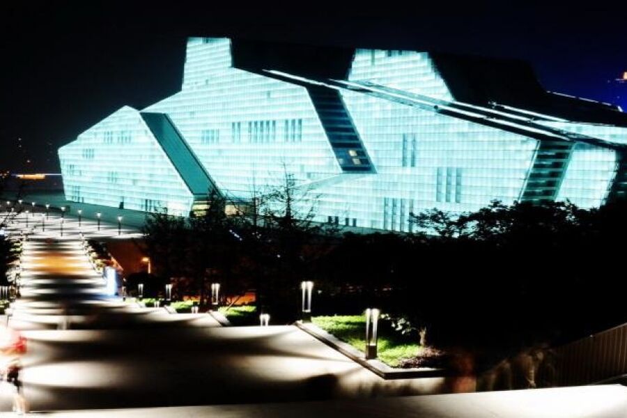 Application of patterned curtain wall glass to the Chongqing Grand Theatre Project